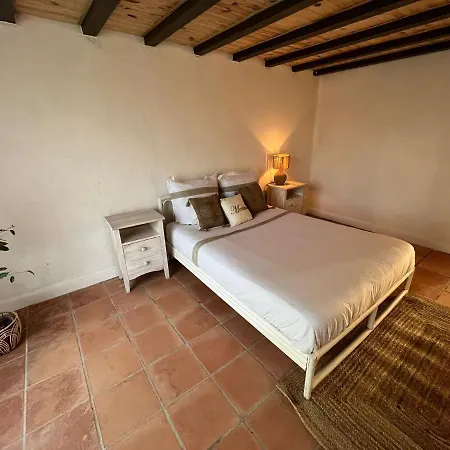 Kır Evi Domaine Royal Quercy Monclar-de-Quercy